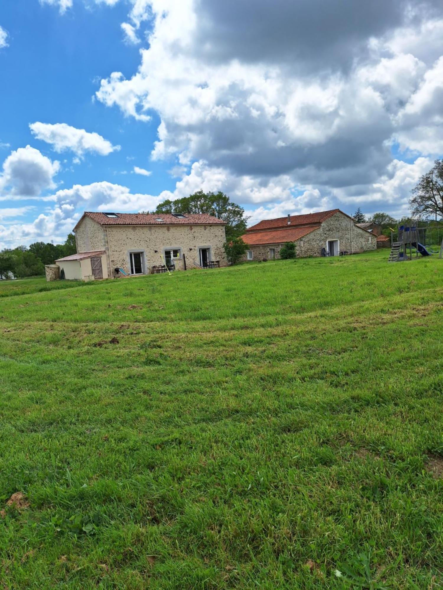 Au Coeur Des Champs Holiday home La Petite-Boissiere