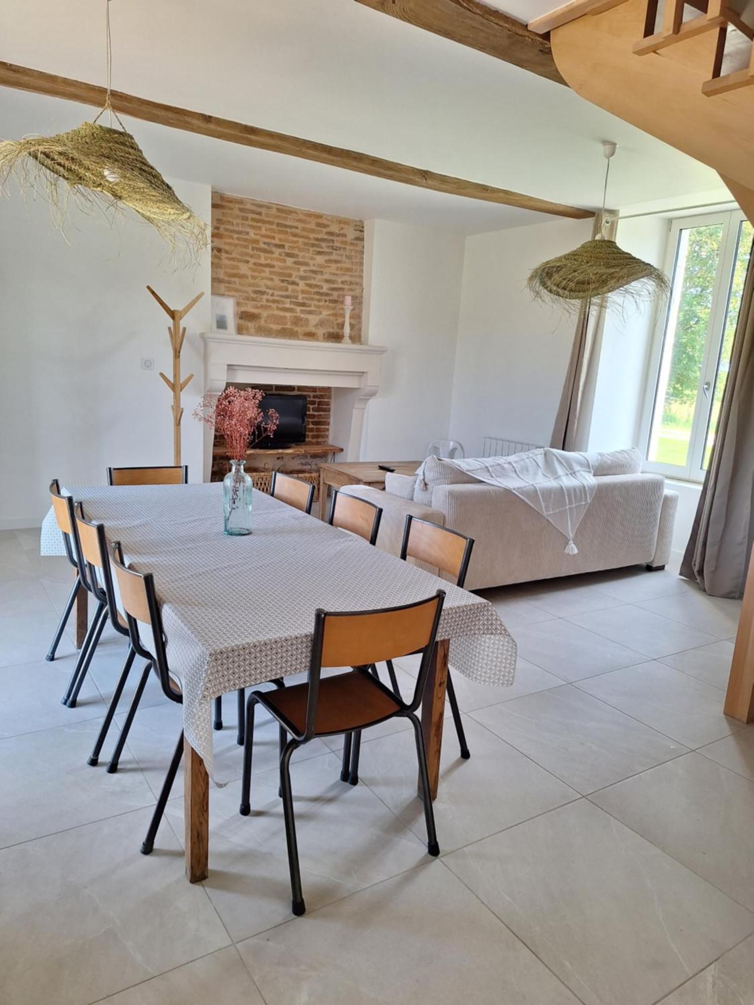 Au Coeur Des Champs Holiday home *
